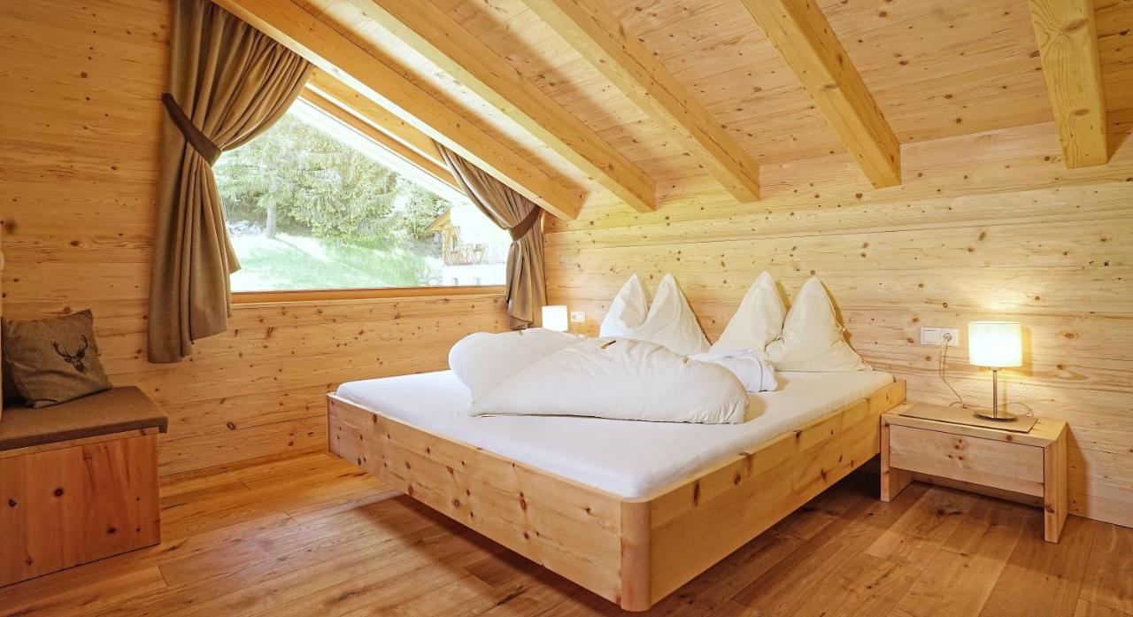 Chalet Oberguggenberg San Lorenzo di Sebato Luaran gambar