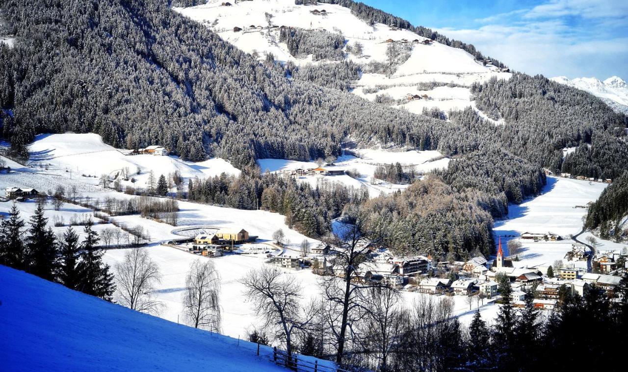 Chalet Oberguggenberg San Lorenzo di Sebato Luaran gambar